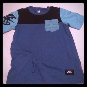Nike sb t-shirt
